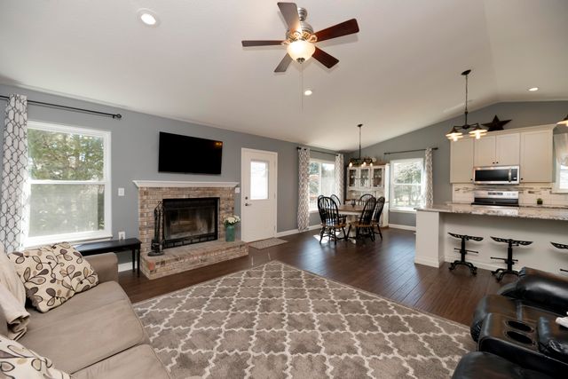 5412 THOMPSON RD, Columbia, MO 65202