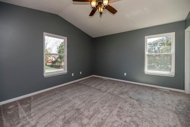 5412 THOMPSON RD, Columbia, MO 65202