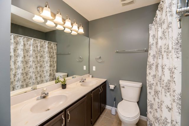 5412 THOMPSON RD, Columbia, MO 65202