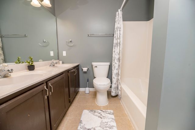 5412 THOMPSON RD, Columbia, MO 65202