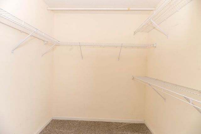 5412 THOMPSON RD, Columbia, MO 65202