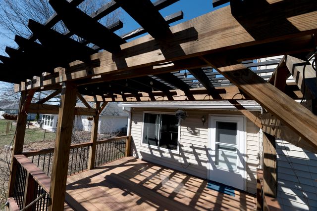 5412 THOMPSON RD, Columbia, MO 65202