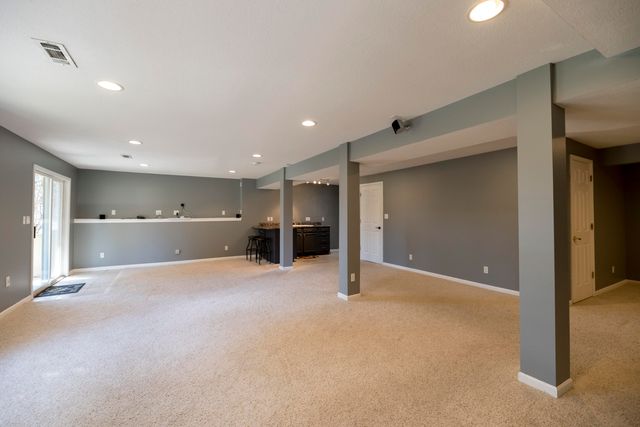 5412 THOMPSON RD, Columbia, MO 65202