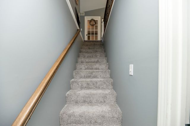 5412 THOMPSON RD, Columbia, MO 65202