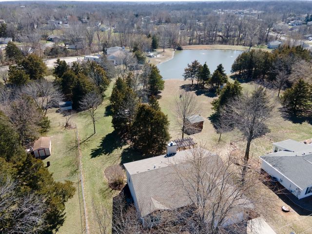 5412 THOMPSON RD, Columbia, MO 65202