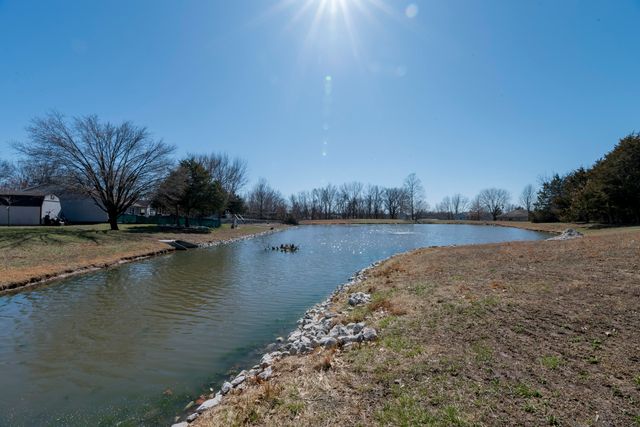 5412 THOMPSON RD, Columbia, MO 65202