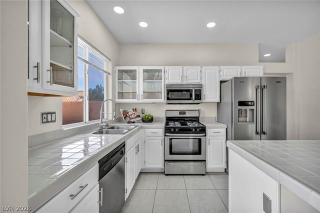 3300 Cotswold Street, Las Vegas, NV 89129