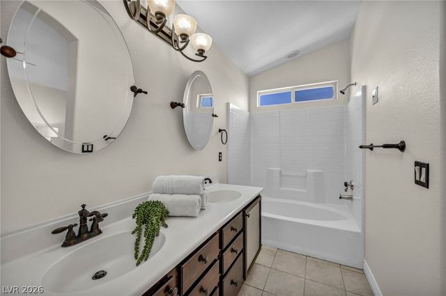 3300 Cotswold Street, Las Vegas, NV 89129