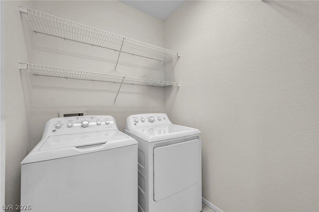 3300 Cotswold Street, Las Vegas, NV 89129