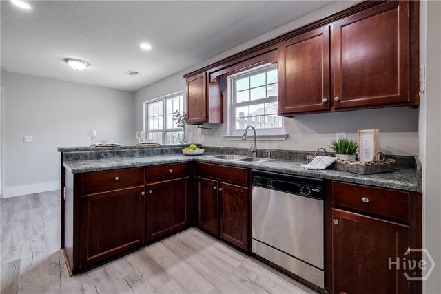 82 Saddlebrush Road, Ellabell, GA 31308