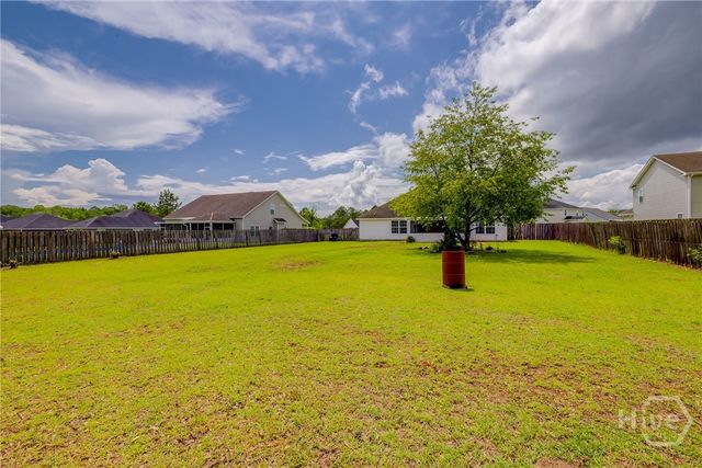 82 Saddlebrush Road, Ellabell, GA 31308