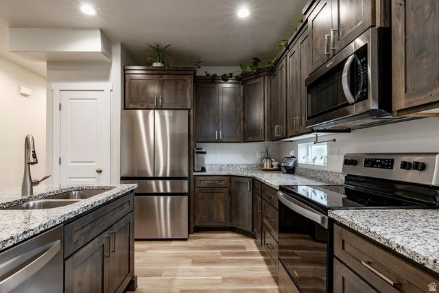 668 S 400 E, Clearfield, UT 84015