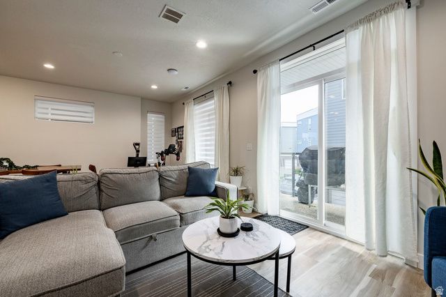 668 S 400 E, Clearfield, UT 84015