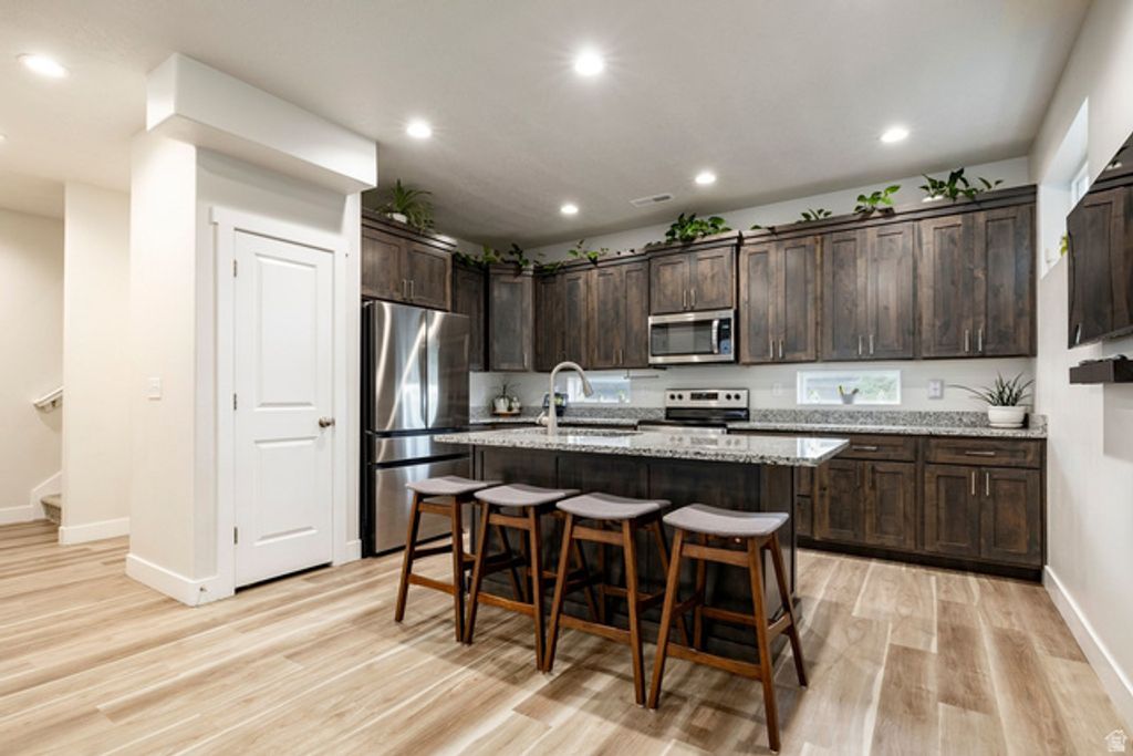 668 S 400 E, Clearfield, UT 84015 — photo 3