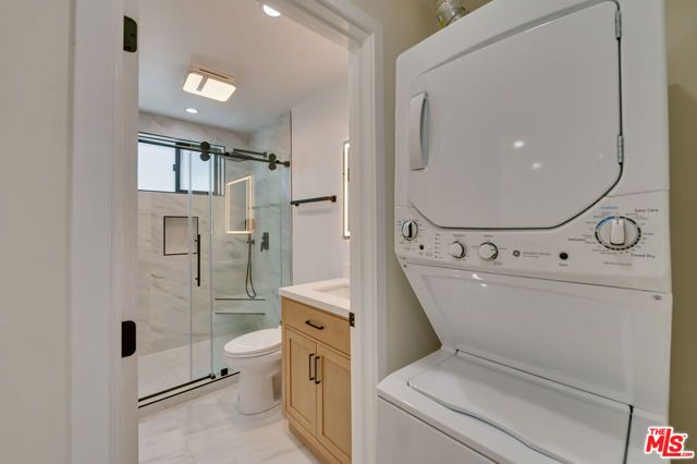 928 N San Vicente Boulevard 108, West Hollywood, CA 90069