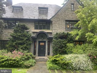 441 W ALLENS LN, Philadelphia, PA 19119