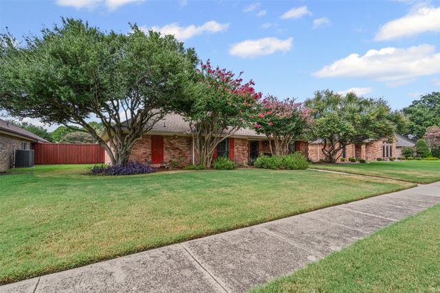 1553 Bamburgh Drive, Plano, TX 75075