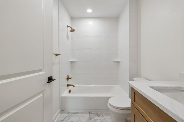 108 Airfloat Dr, Hendersonville, TN 37075
