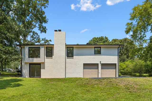 108 Airfloat Dr, Hendersonville, TN 37075