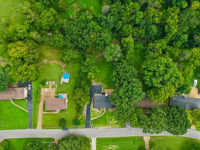 108 Airfloat Dr, Hendersonville, TN 37075