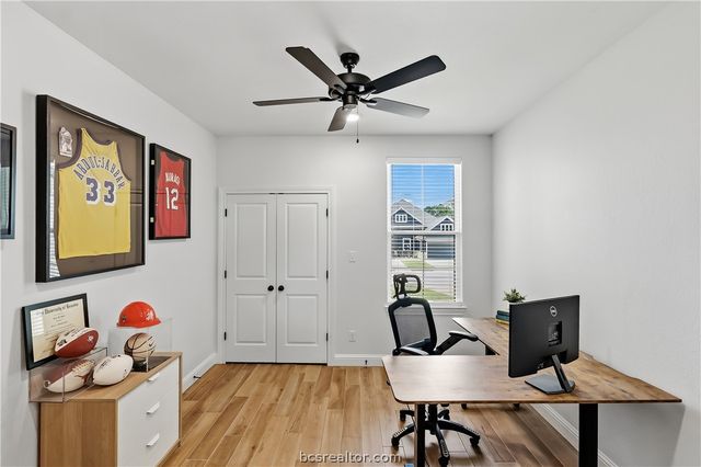 4330 Fox River Lane, Bryan, TX 77802