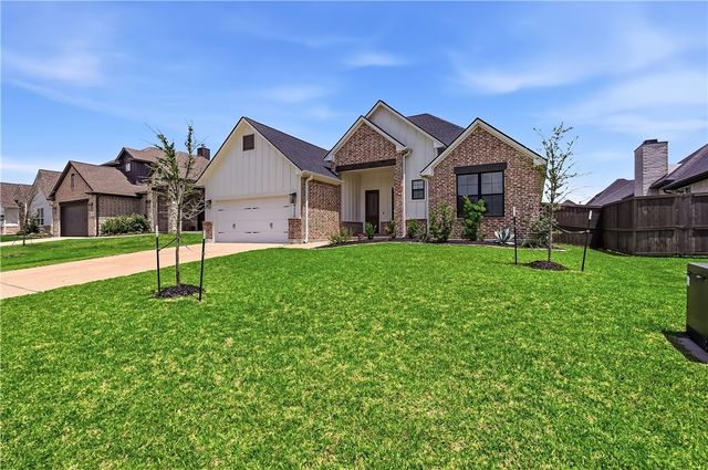 4330 Fox River Lane, Bryan, TX 77802