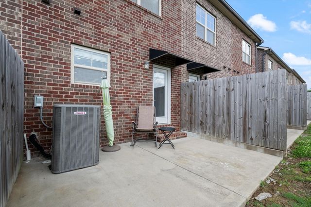 133 Bellvue Dr, Lebanon, TN 37090