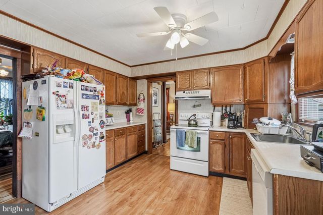 300 DELAWARE AVE, Riverside, NJ 08075
