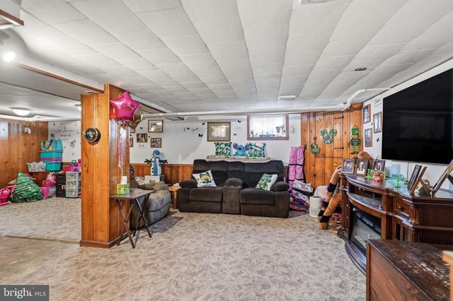300 DELAWARE AVE, Riverside, NJ 08075