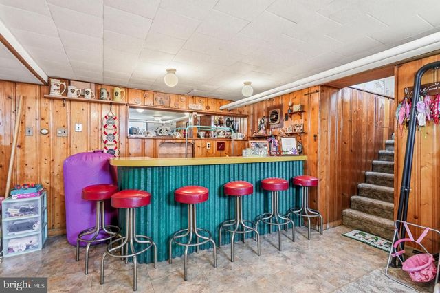 300 DELAWARE AVE, Riverside, NJ 08075