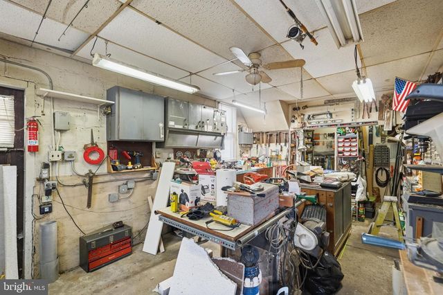 300 DELAWARE AVE, Riverside, NJ 08075