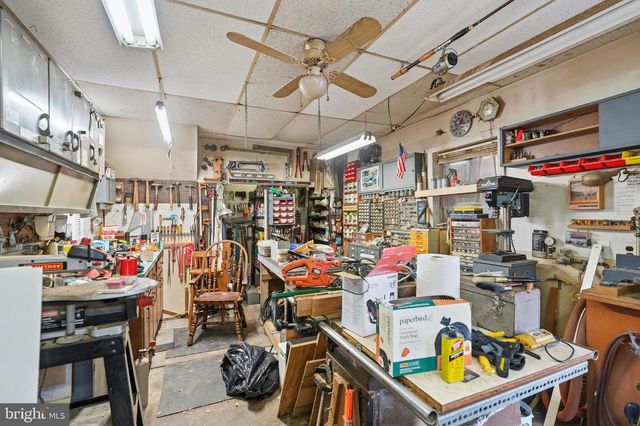 300 DELAWARE AVE, Riverside, NJ 08075