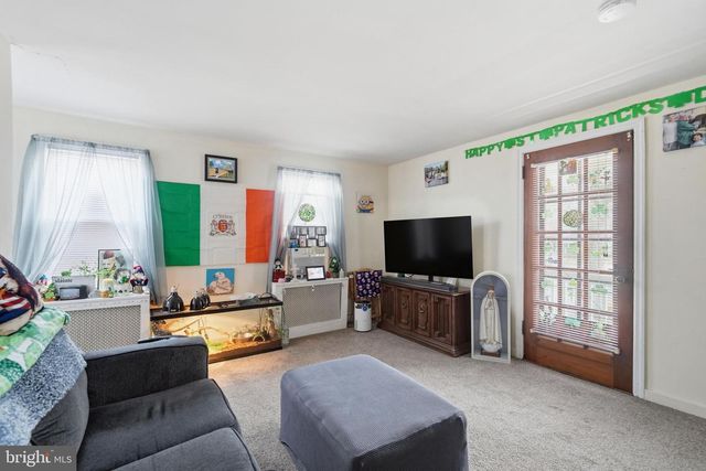 300 DELAWARE AVE, Riverside, NJ 08075