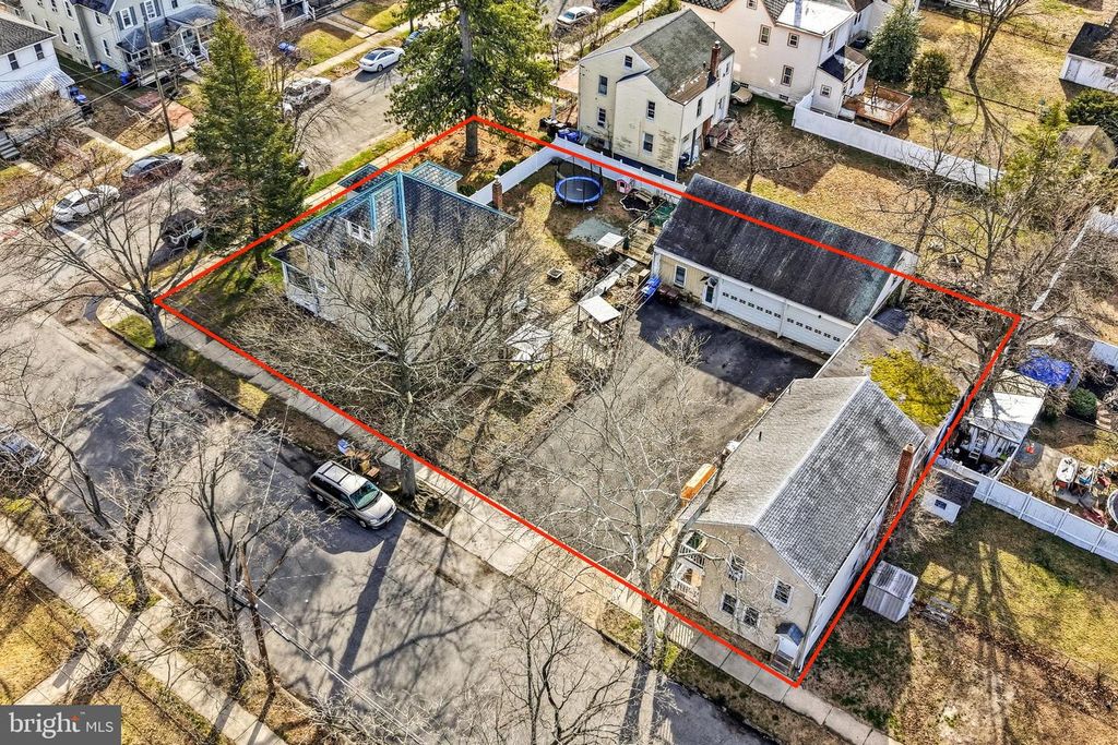 300 DELAWARE AVE, Riverside, NJ 08075