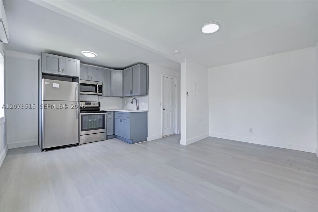 769 NW 10th St 3, Miami, FL 33136