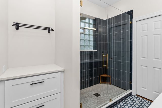 4226 N KENMORE Avenue 3, Chicago, IL 60613