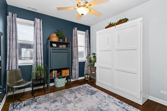 4226 N KENMORE Avenue 3, Chicago, IL 60613