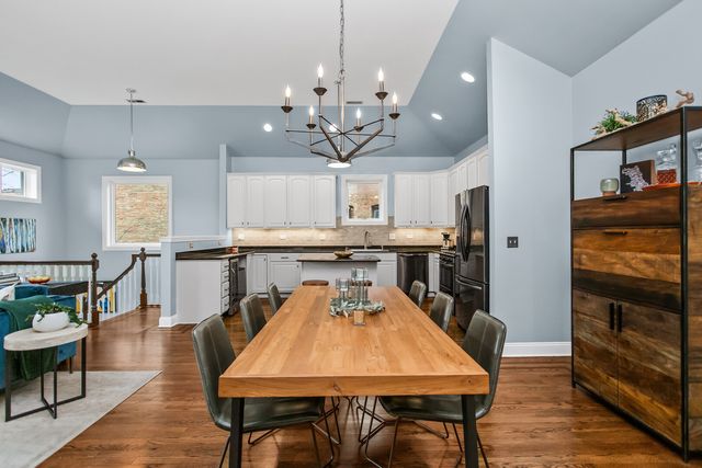 4226 N KENMORE Avenue 3, Chicago, IL 60613