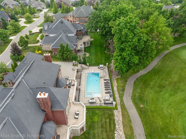 7428 Foxburg Court, Independence Charter Township, MI 48348