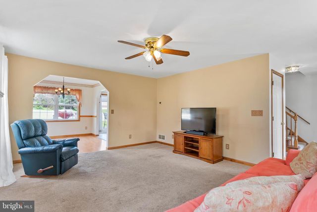 117 WOODVIEW, Mount Holly Springs, PA 17065