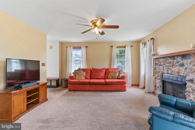 117 WOODVIEW, Mount Holly Springs, PA 17065