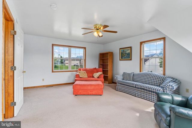 117 WOODVIEW, Mount Holly Springs, PA 17065