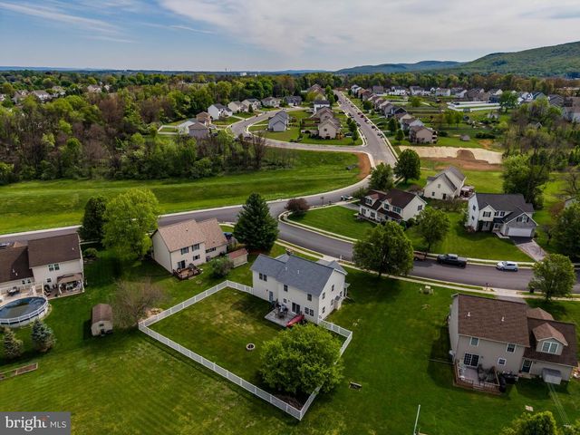 117 WOODVIEW, Mount Holly Springs, PA 17065