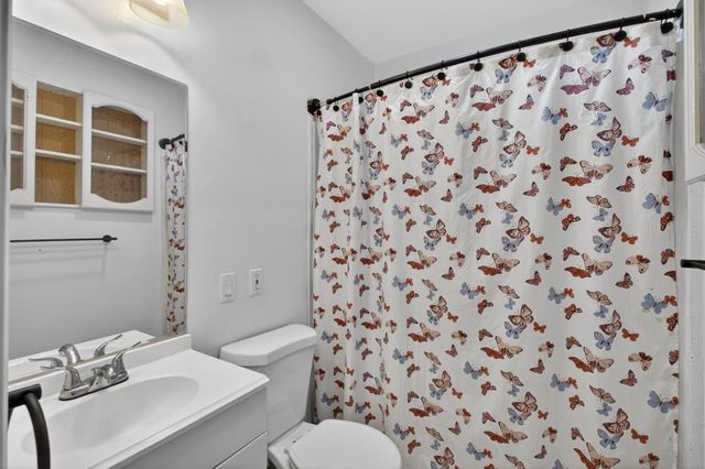 5312 Rockwell Rd, North Highlands, CA 95660