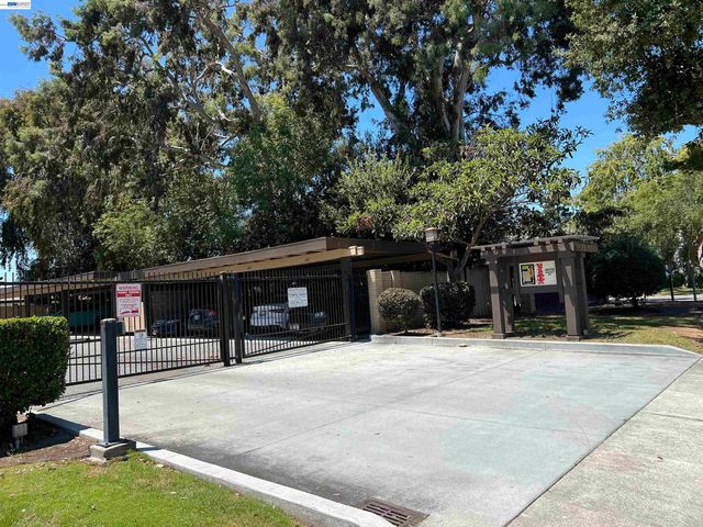 39139 Argonaut Way 202, Fremont, CA 94538