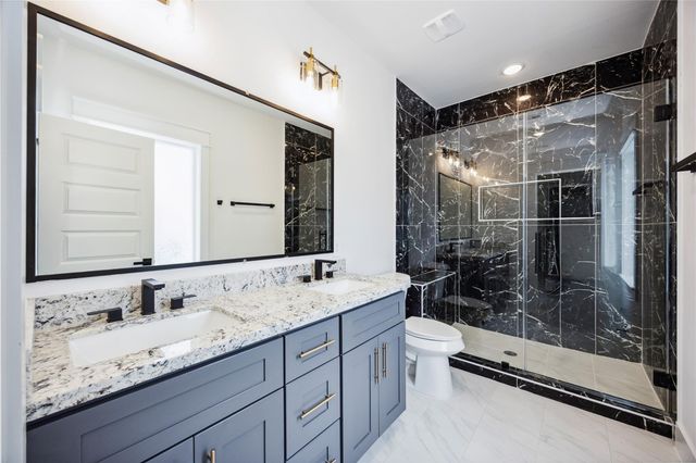 4601 Newberry Street A, Houston, TX 77051