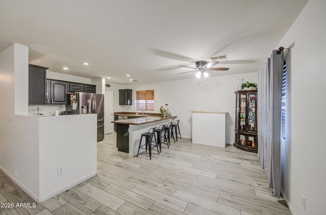 8315 W CORDES Road, Tolleson, AZ 85353