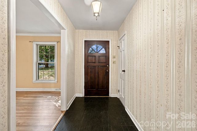7416 Folger Drive, Charlotte, NC 28226