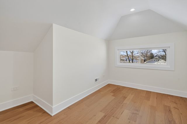 17 Franklin Avenue, River Forest, IL 60305