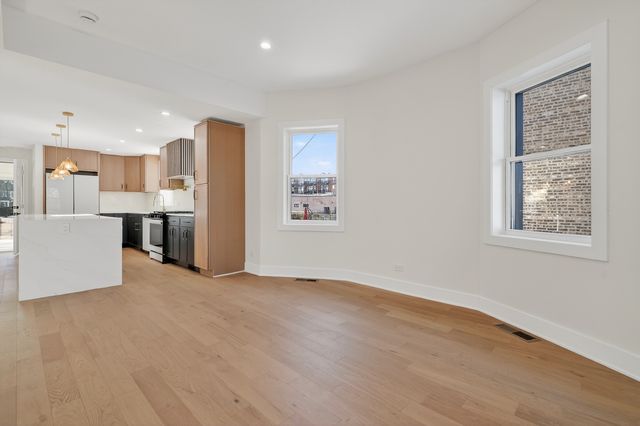 17 Franklin Avenue, River Forest, IL 60305